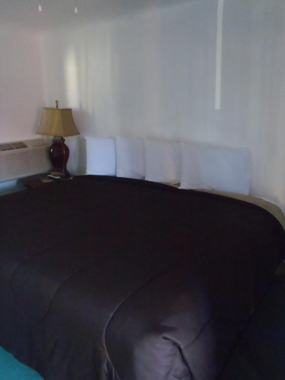 Grand Motel Williams Rum bild